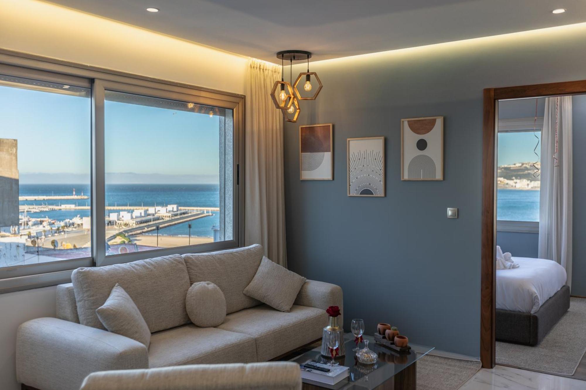 Marina View Residence Luxurious Studio Retreat With Stunning Ocean Views 1 Double Bedroom, 1 Convertible Couch Tanger Exterior foto