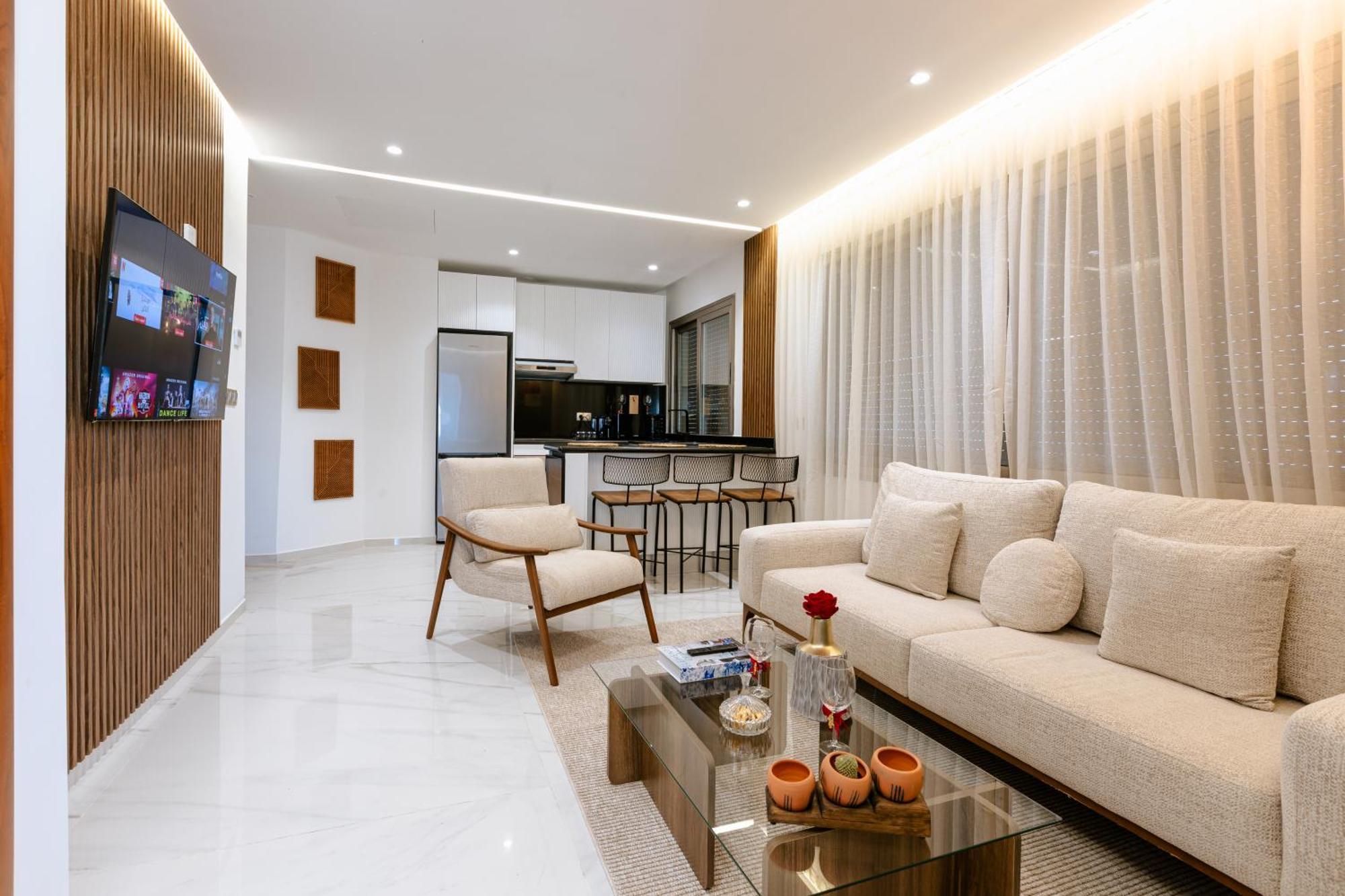 Marina View Residence Luxurious Studio Retreat With Stunning Ocean Views 1 Double Bedroom, 1 Convertible Couch Tanger Exterior foto