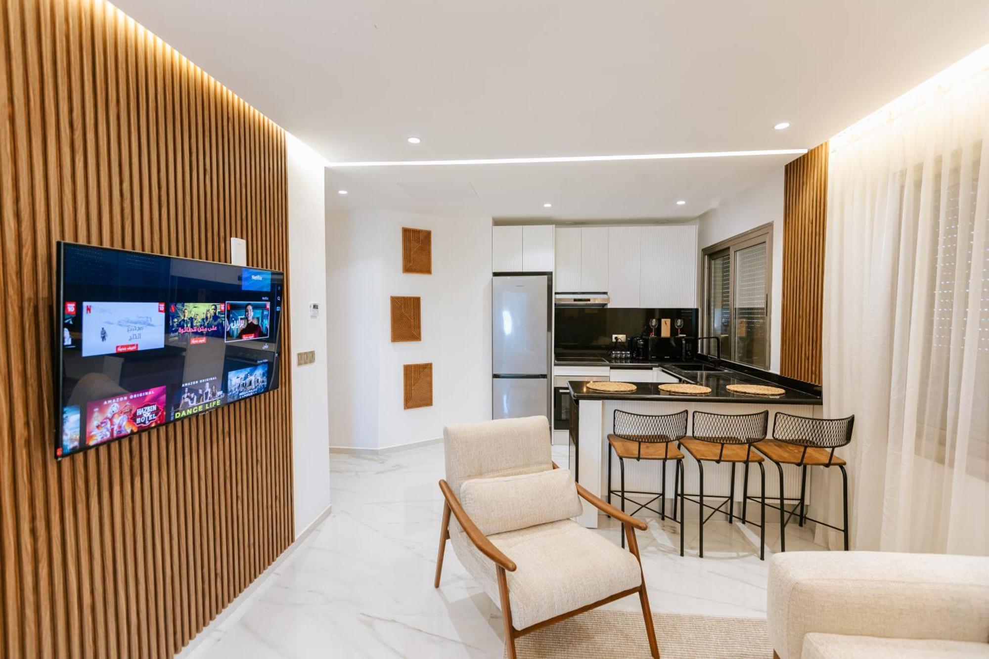Marina View Residence Luxurious Studio Retreat With Stunning Ocean Views 1 Double Bedroom, 1 Convertible Couch Tanger Exterior foto