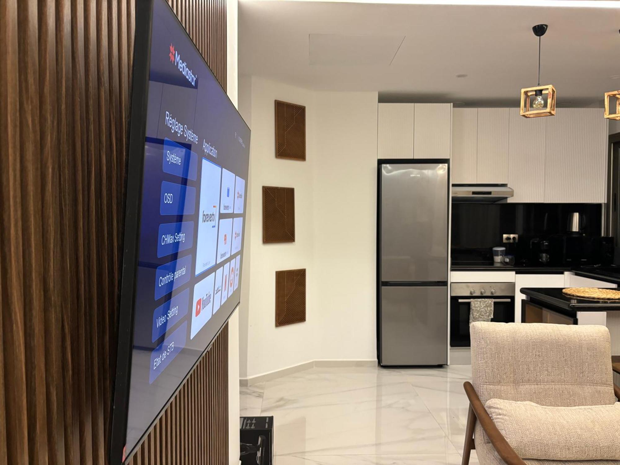 Marina View Residence Luxurious Studio Retreat With Stunning Ocean Views 1 Double Bedroom, 1 Convertible Couch Tanger Exterior foto